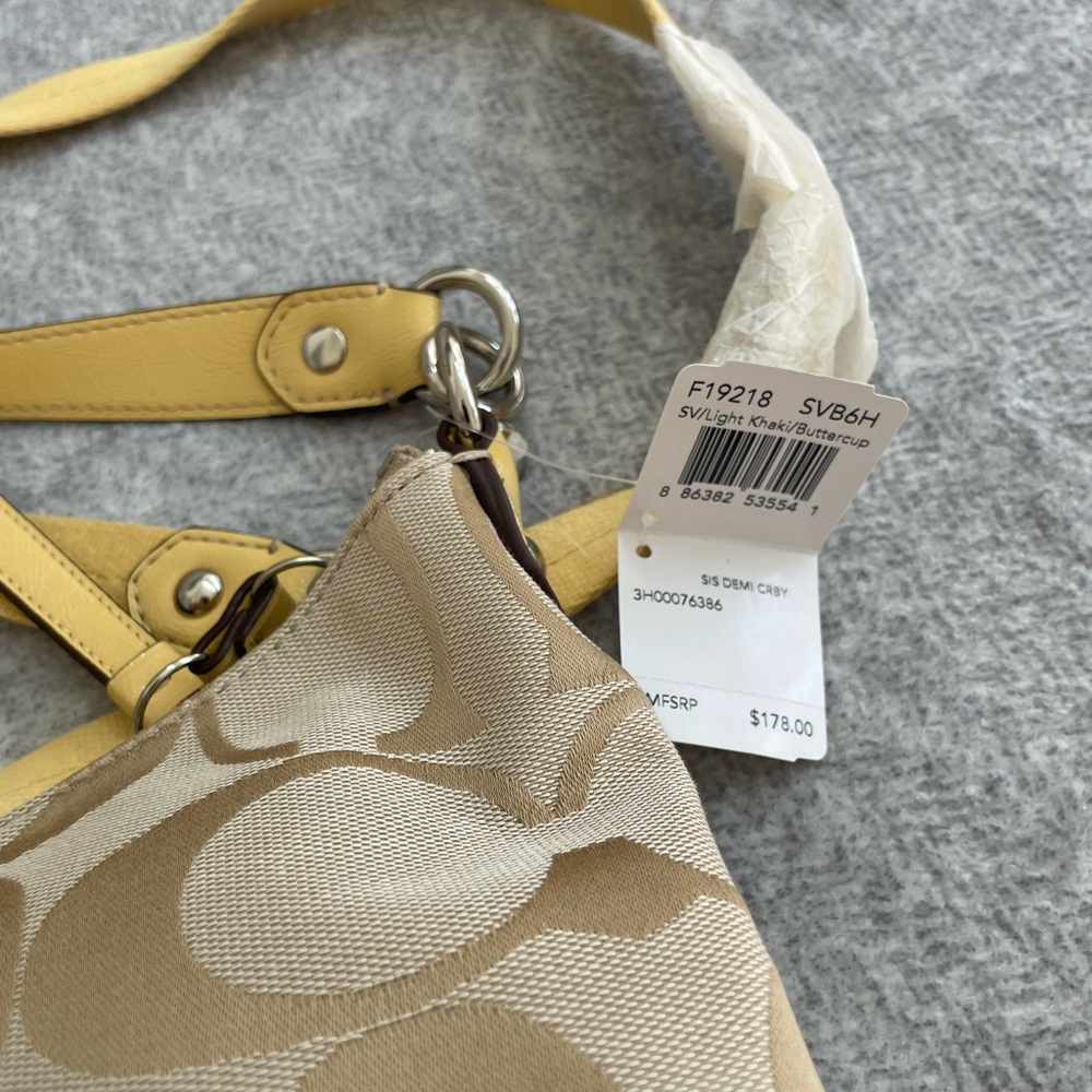 Coach F 19218 new with tag - Picture 6 of 7